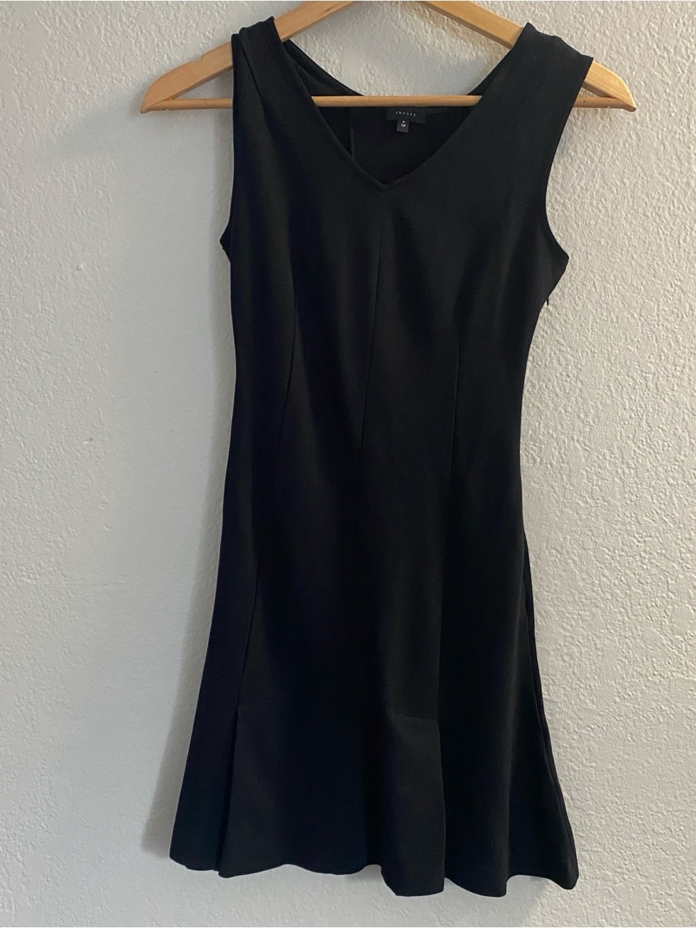 Theory Dress Women’s Petite Black Fit Flare V-Neck Sleeveless Business Casual